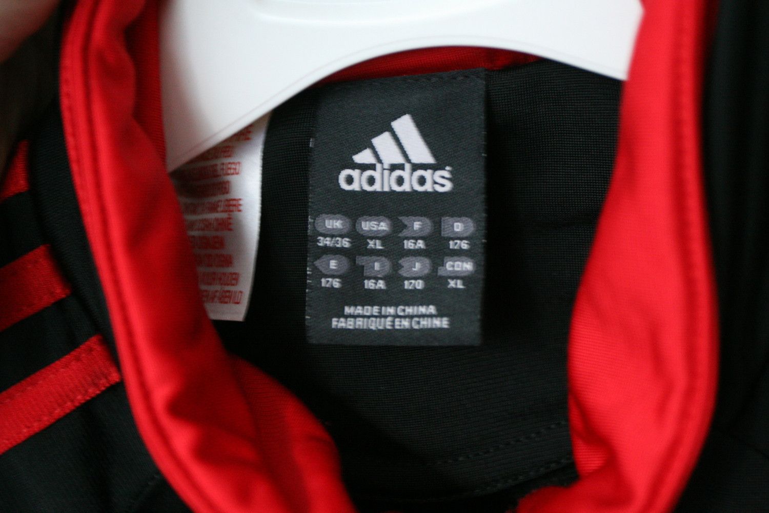 Adidas Vintage Adidas AC Milan 2007 2008 Training Jacket Blokecore Size US M / EU 48-50 / 2 - 6 Thumbnail