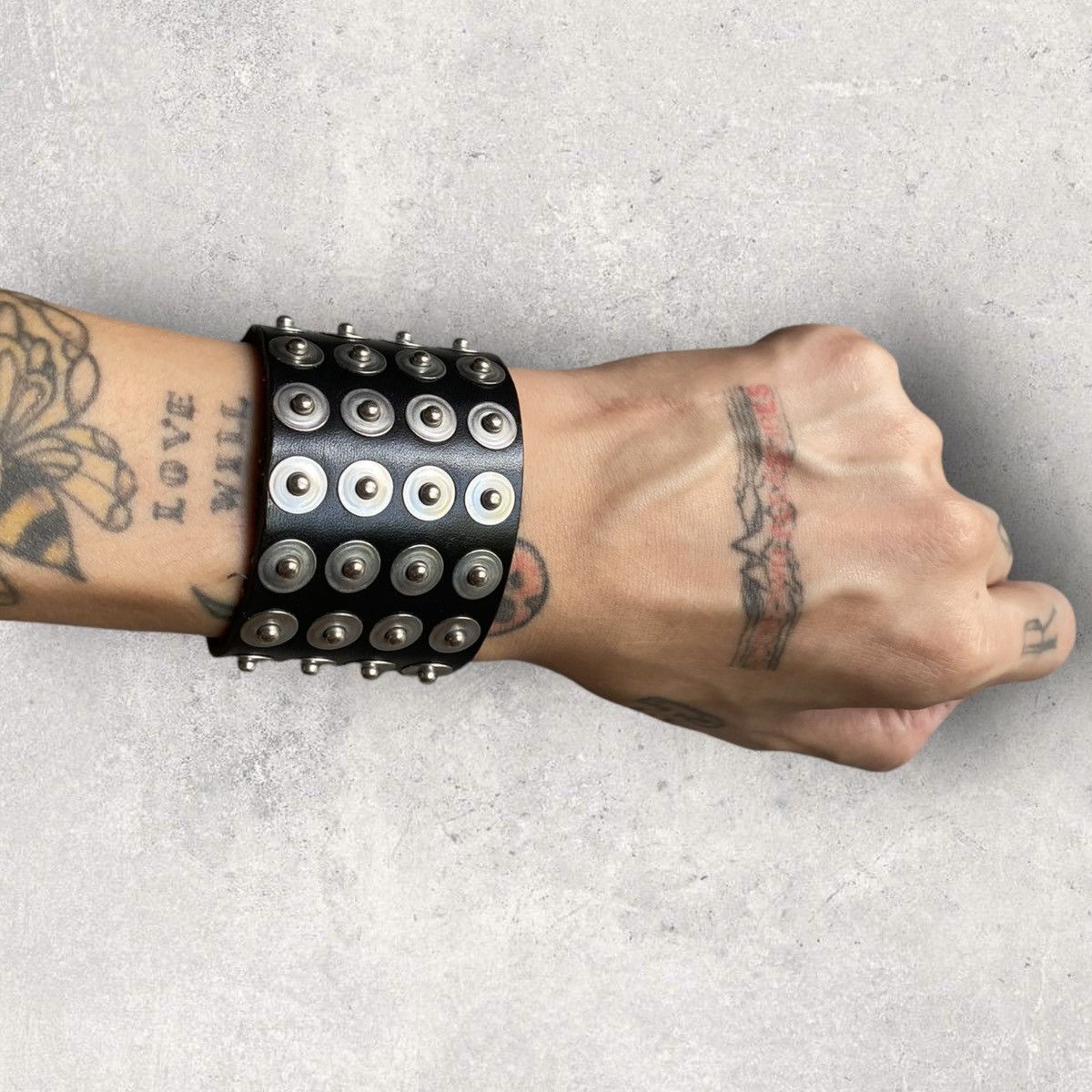 Yohji Yamamoto 92.5 Silver Rivet Studded Bracelet Size ONE SIZE - 6 Thumbnail