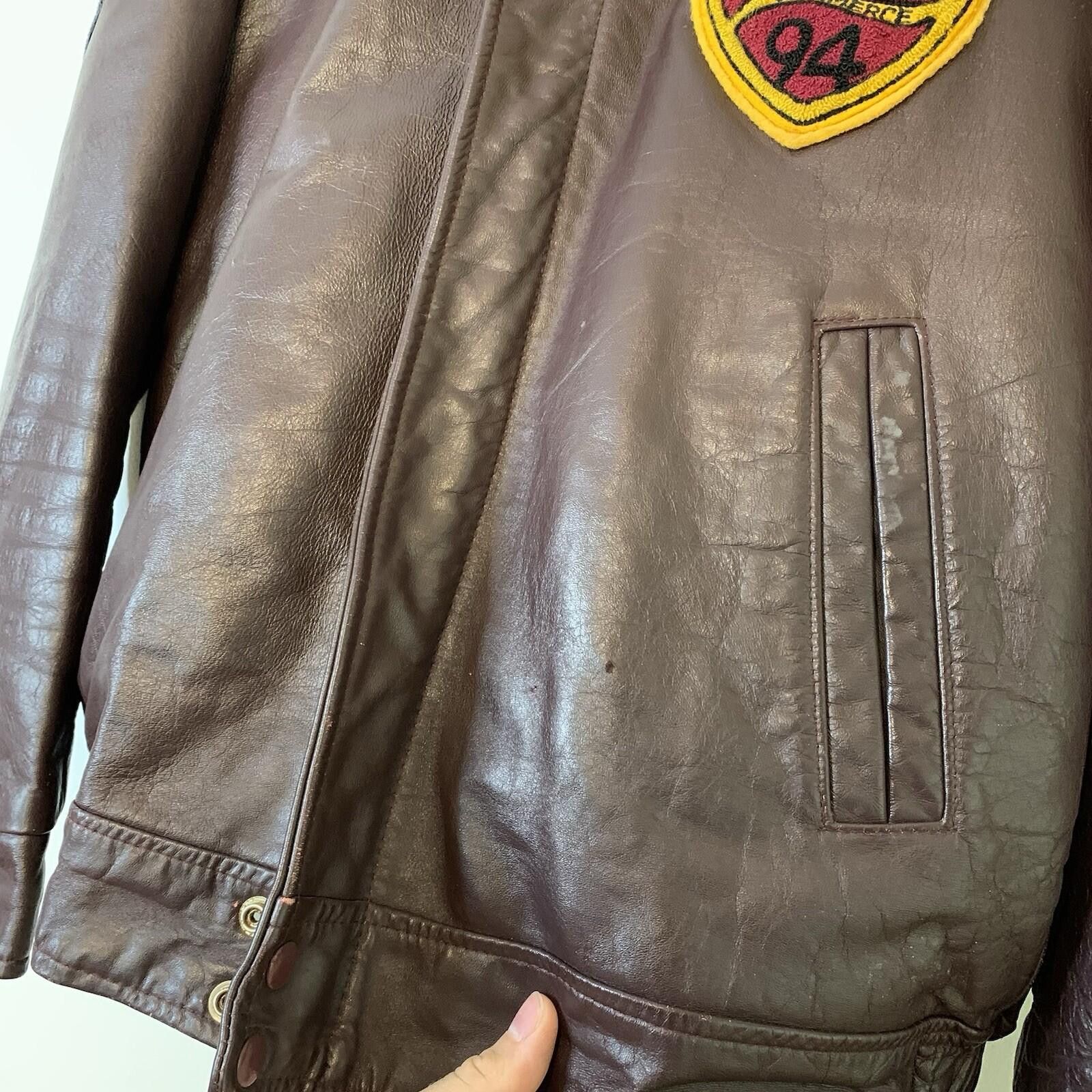 Vintage Vintage 90s Queens University Leather Varsity Red Size XL Size US XL / EU 56 / 4 - 8 Thumbnail