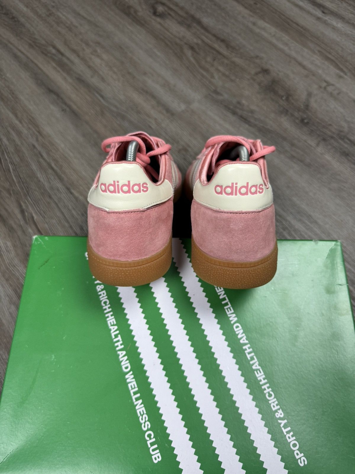 Adidas × Sporty & Rich adidas Handball Spezial Sporty & Rich Pink size 10.5 Size US 10.5 / EU 43-44 - 4 Thumbnail