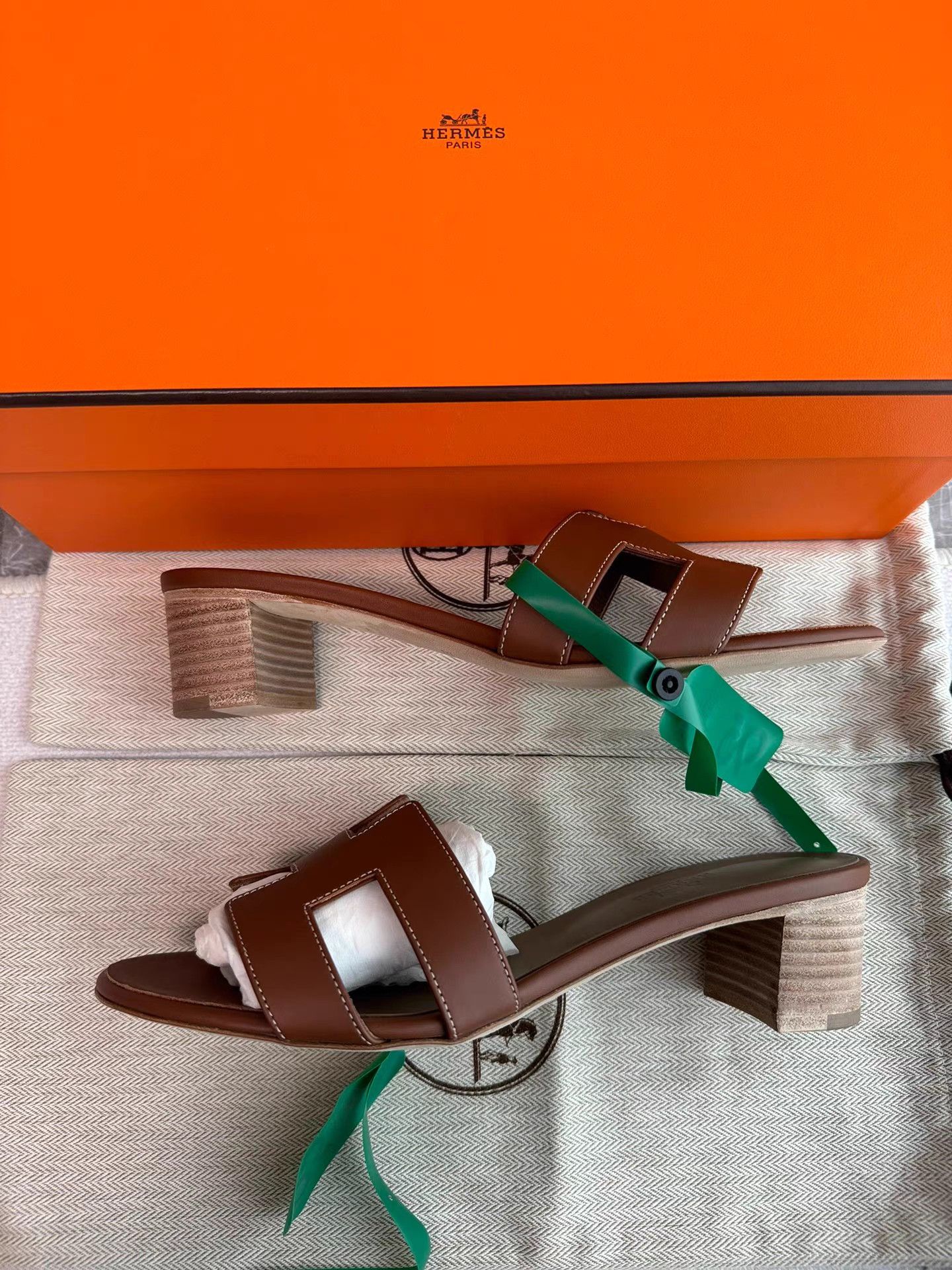 Hermes Hermès Oasis Low-Heel Sandals K6 Size US 9.5 / IT 39.5 - 5 Thumbnail