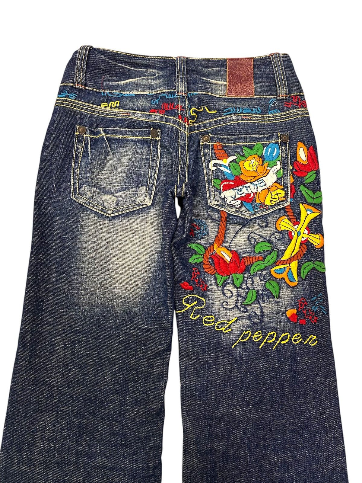 Japanese Brand × Vintage Vintage Red Pepper US Patent Denim Sand Wash Ripped Jeans Size US 27 - 7 Thumbnail