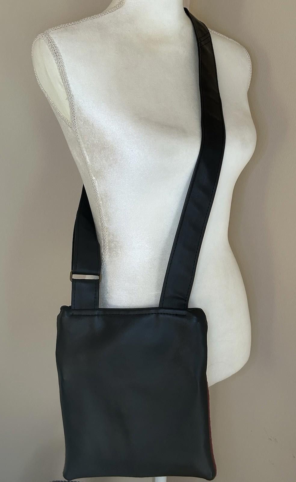Other Echos In The Attic Crossbody Bag Recycled Vegan Upcycled Size ONE SIZE - 5 Thumbnail
