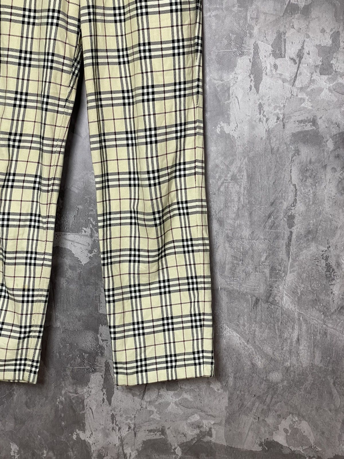 Burberry × Vintage Burberry nova check pants vintage full print Size 28" / US 6 / IT 42 - 4 Thumbnail