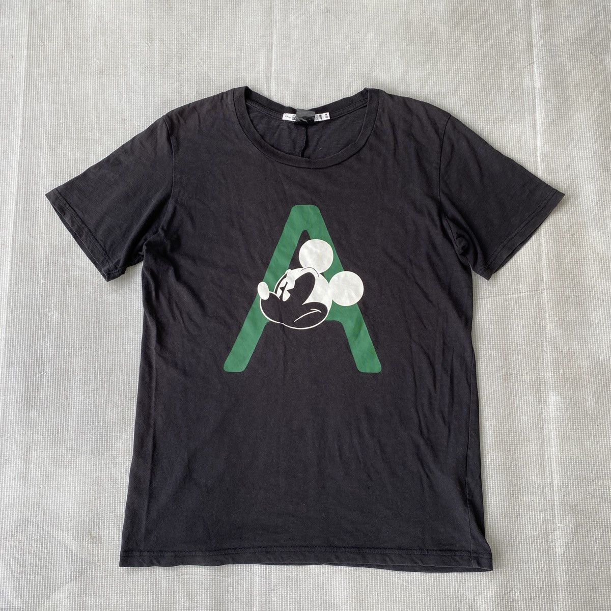 Disney × Undercover Undercover x Uniqlo disney Size US M / EU 48-50 / 2 - 1 Thumbnail