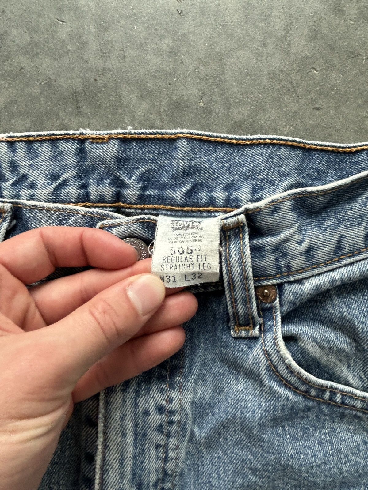 Levi's Vintage Y2K Levis 505 Denim Jean Shorts Distressed Size US 31 - 3 Thumbnail
