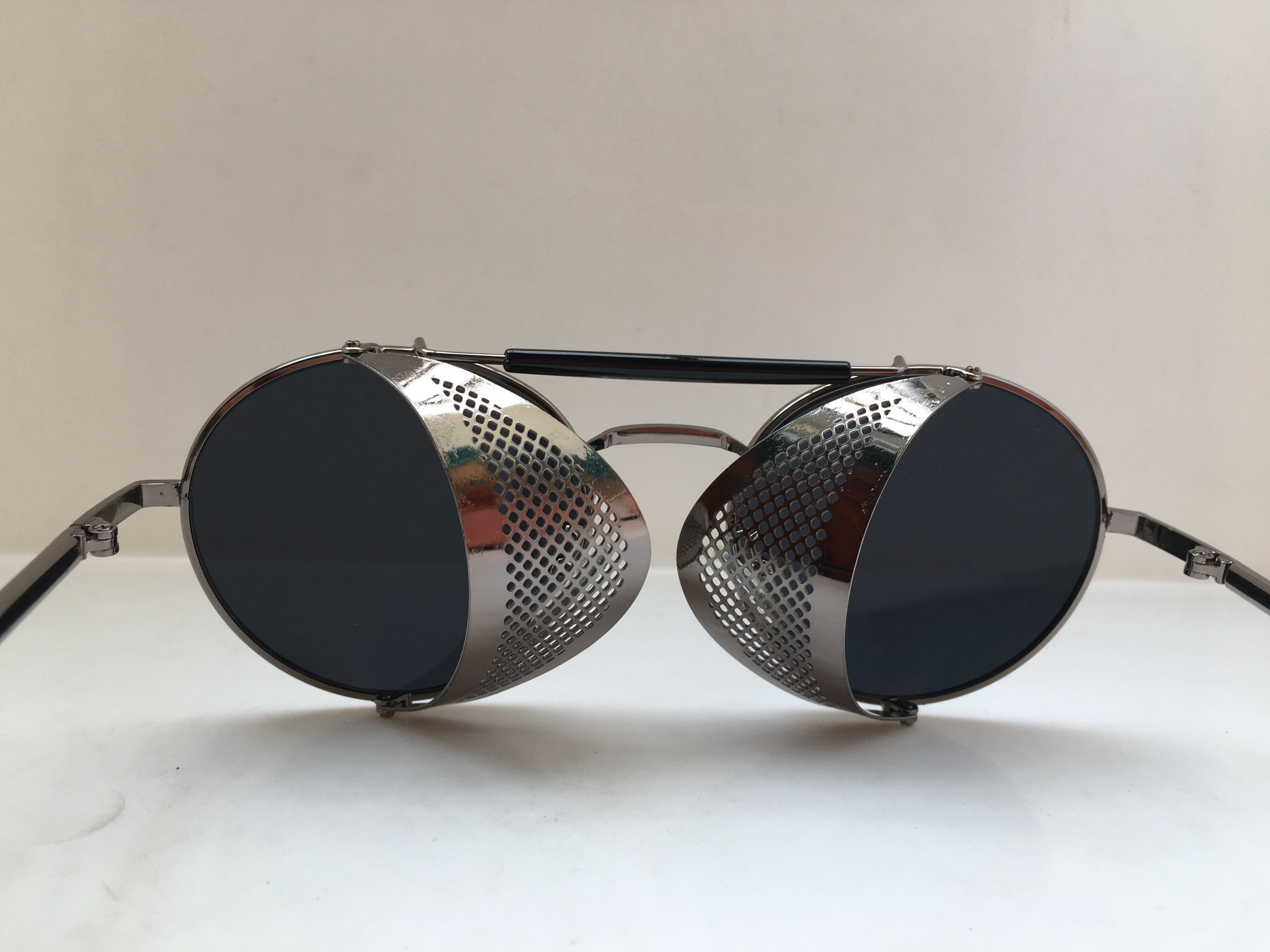 Other Handmade Round Sunglasses W/Shield Frame ROCKABILLY Size ONE SIZE - 4 Thumbnail