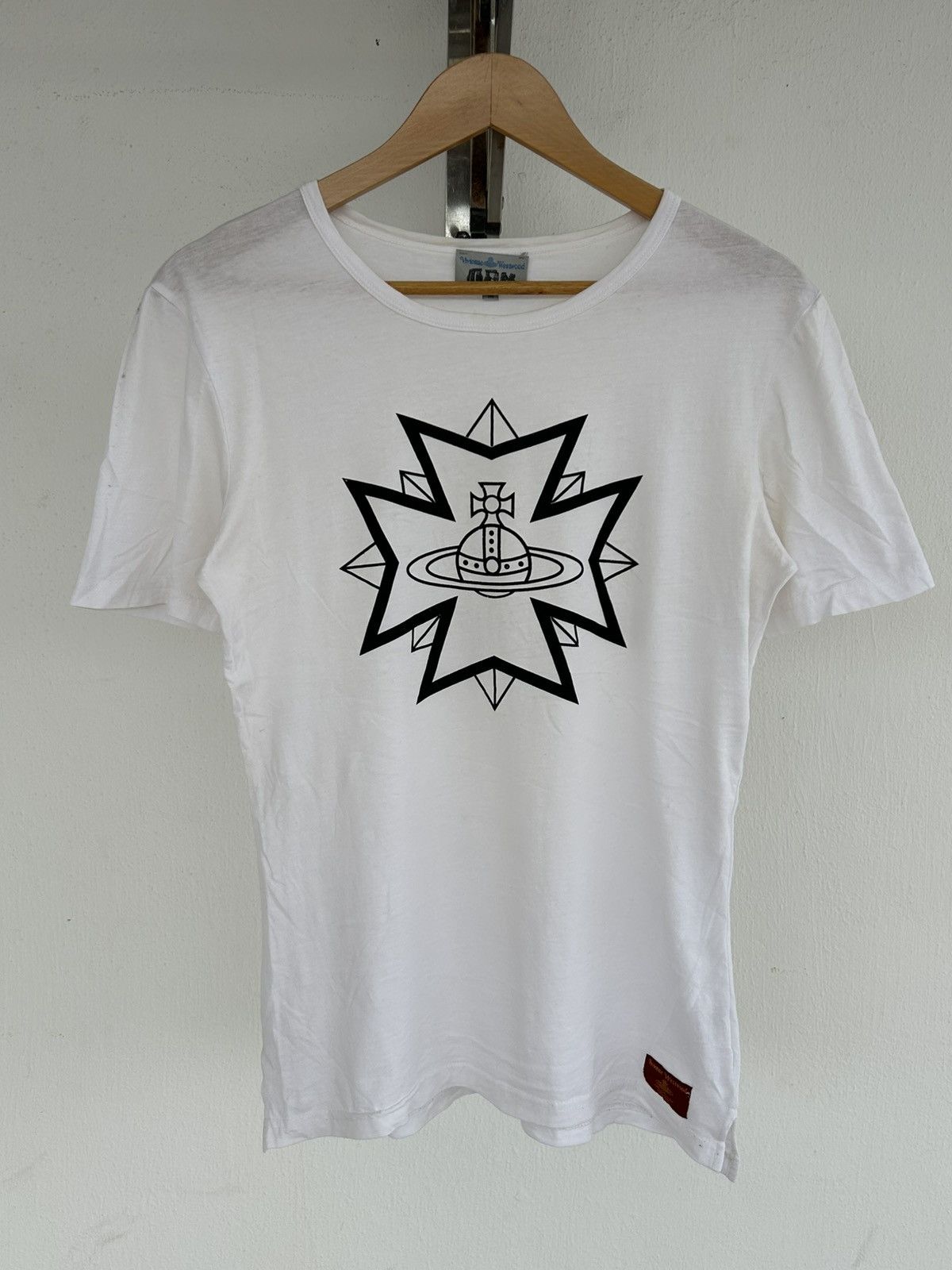 Vivienne Westwood Vivienne Westwood Man Vintage Fronthit White Size US L / EU 52-54 / 3 - 1 Thumbnail