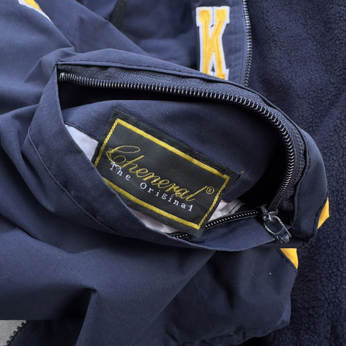 Japanese Brand RARE CAL BIG EMBROIDERY LOGO REVERSIBLE FLEECE JACKET Size US L / EU 52-54 / 3 - 14 Thumbnail