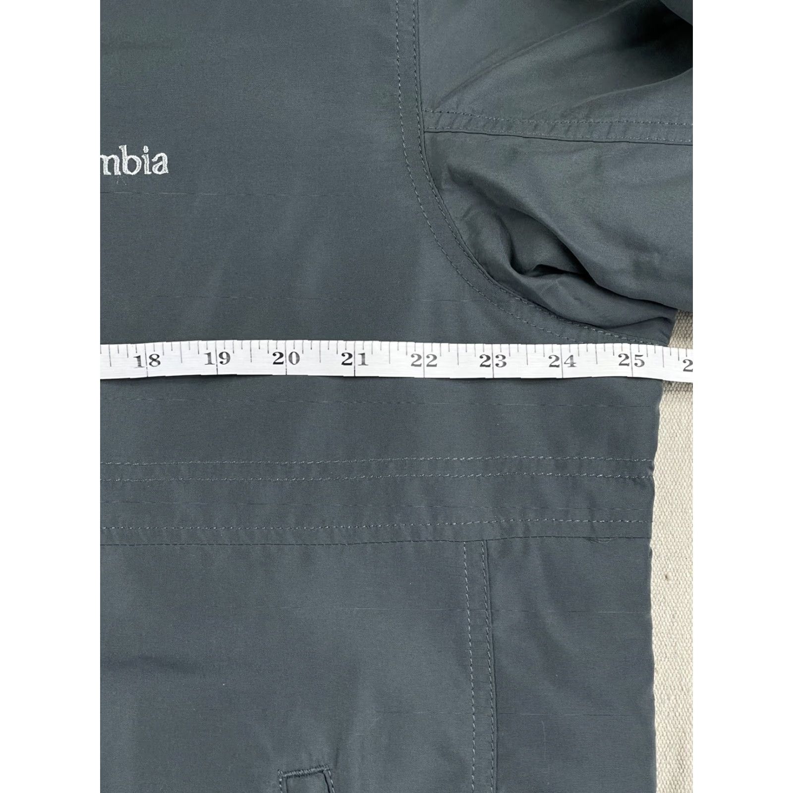 Vintage Columbia Mens Jacket L Gray Fleece Lined Full Zip Bomber Ski Hiking Casual Outdoor Logo Embroidered Zip Size US L / EU 52-54 / 3 - 6 Thumbnail