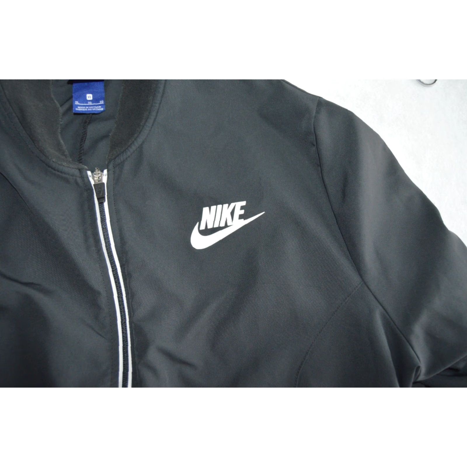 Nike Nike Jacket Mens XL Gray Full Zip Athletic Track Mock Neck Polyester Training Size US XL / EU 56 / 4 - 2 Thumbnail