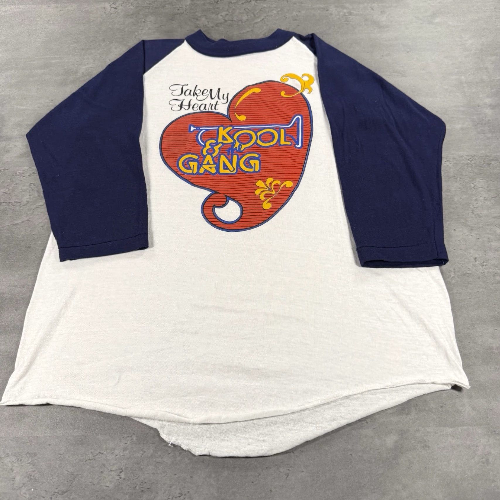 Vintage VINTAGE Kool & The Gang Shirt L Men White 80s Band Raglan 3/4 Sleeve Single Stitch Cotton Polyester Logo Size US L / EU 52-54 / 3 - 3 Thumbnail