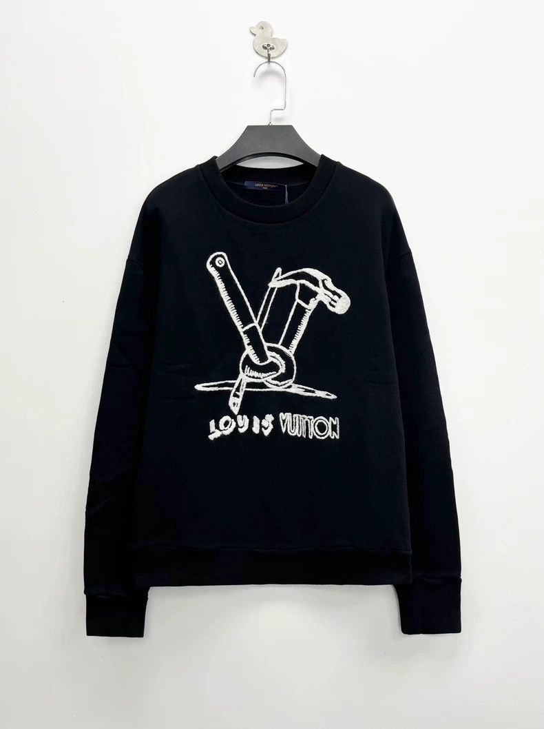 Louis Vuitton Louis Vuitton Black Embroidered Logo Sweatshirt Size US S / EU 44-46 / 1 - 1 Thumbnail
