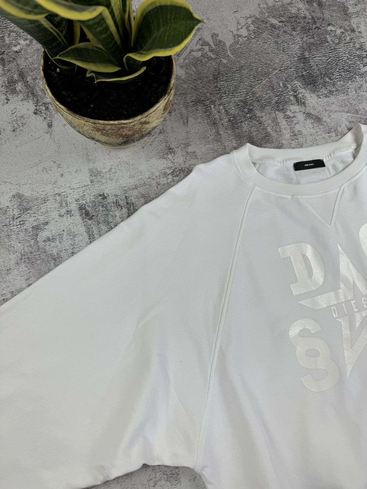 Diesel Diesel Vintage Y2K Relaxed Baggy White Big Logo Sweatshirt Size US XL / EU 56 / 4 - 8 Thumbnail