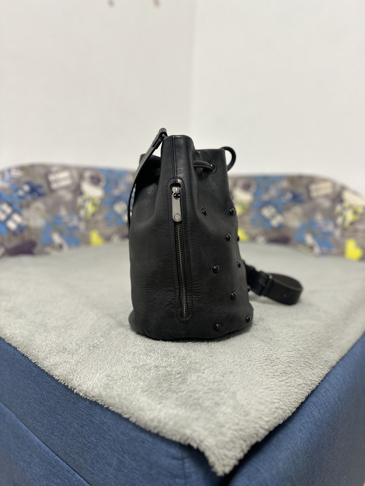 Marc by Marc Jacobs Marc by Marc Jacobs Cow Leather Bucket Bag Size ONE SIZE - 4 Thumbnail