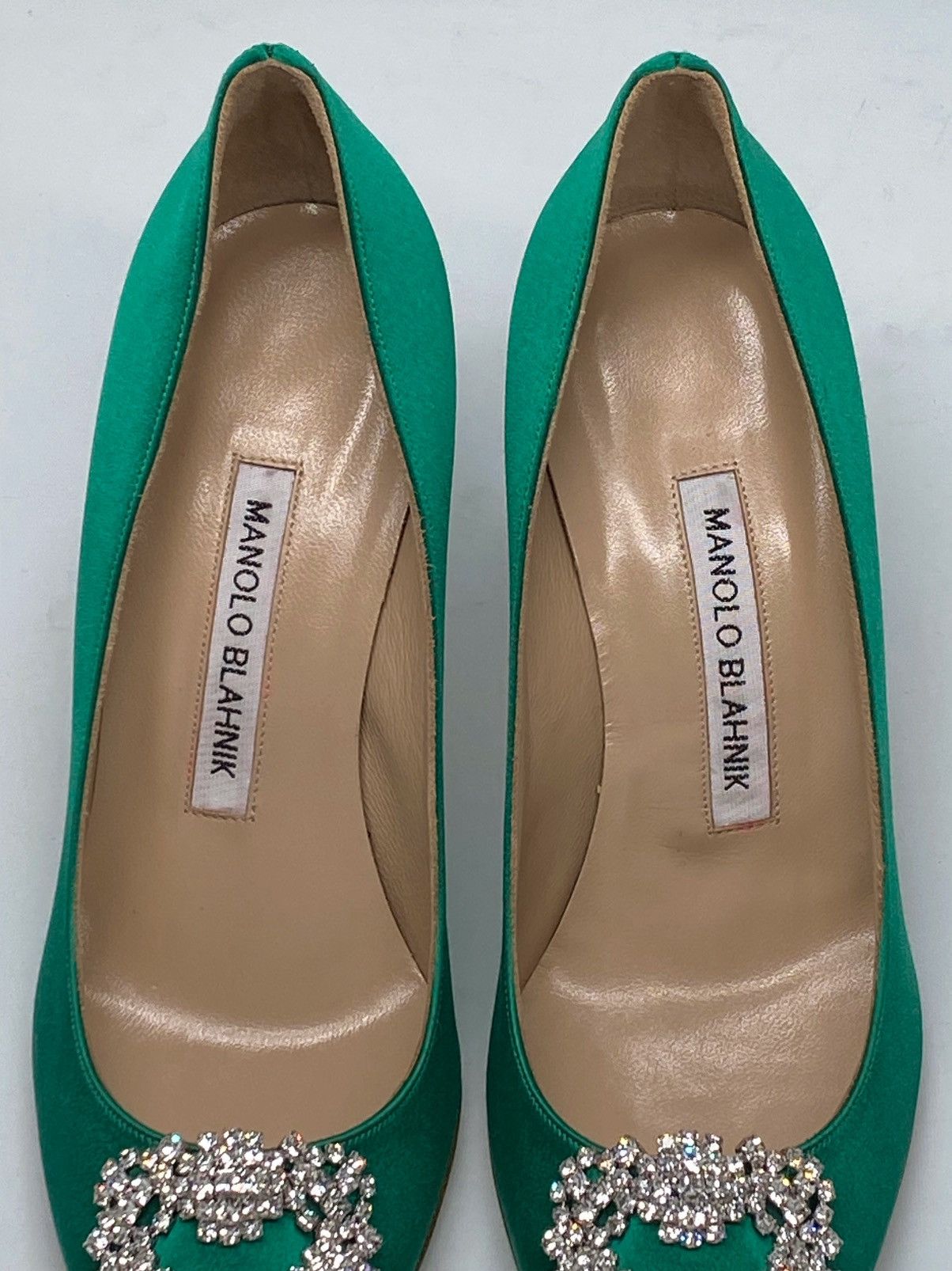 Manolo Blahnik Manolo Blahnik Hangisi 70MM Embellished Satin Pumps size 36 Size US 6 / IT 36 - 4 Thumbnail