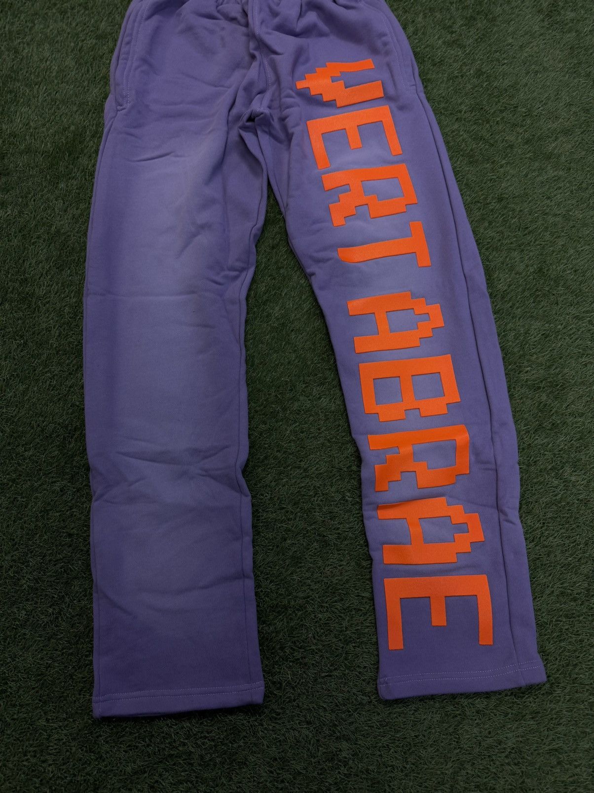 Vertabrae Vertabrae C-2 Sweatpants Purple Orange Size L (NEW) Size US 31 - 2 Thumbnail
