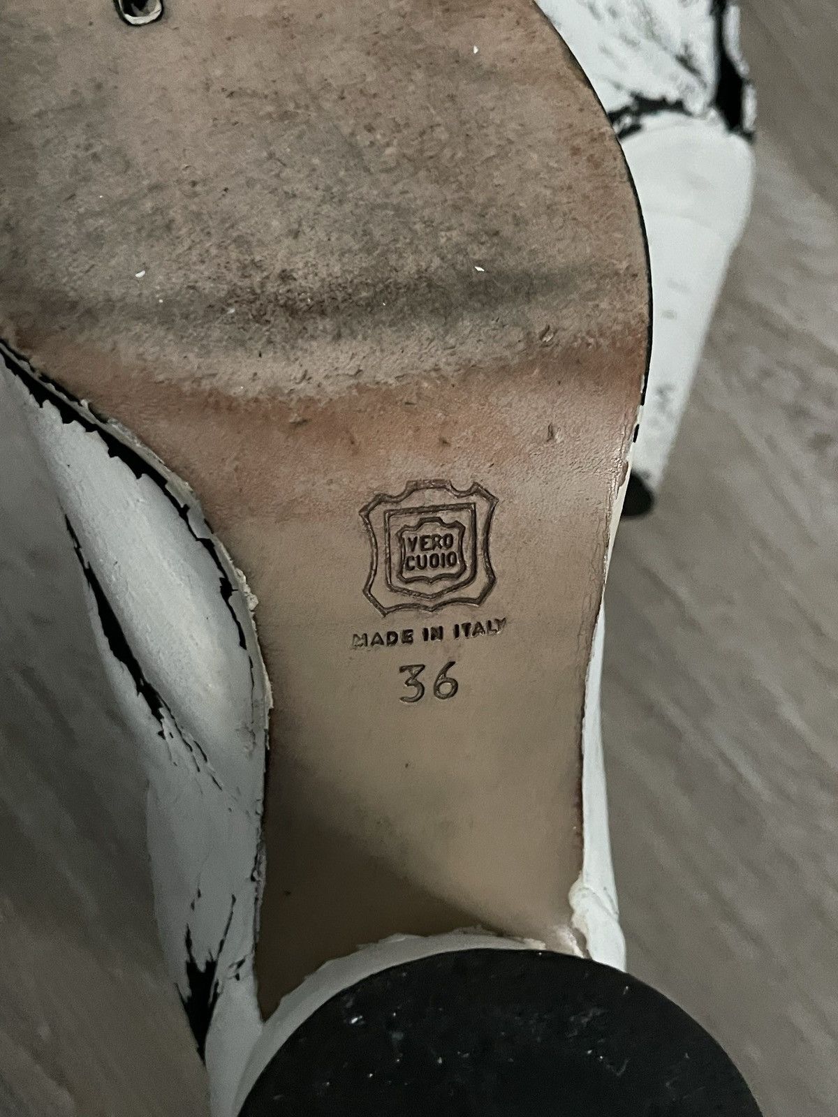Maison Margiela Maison Margiela painted tabi SS1989 Size US 6 / IT 36 - 12 Thumbnail