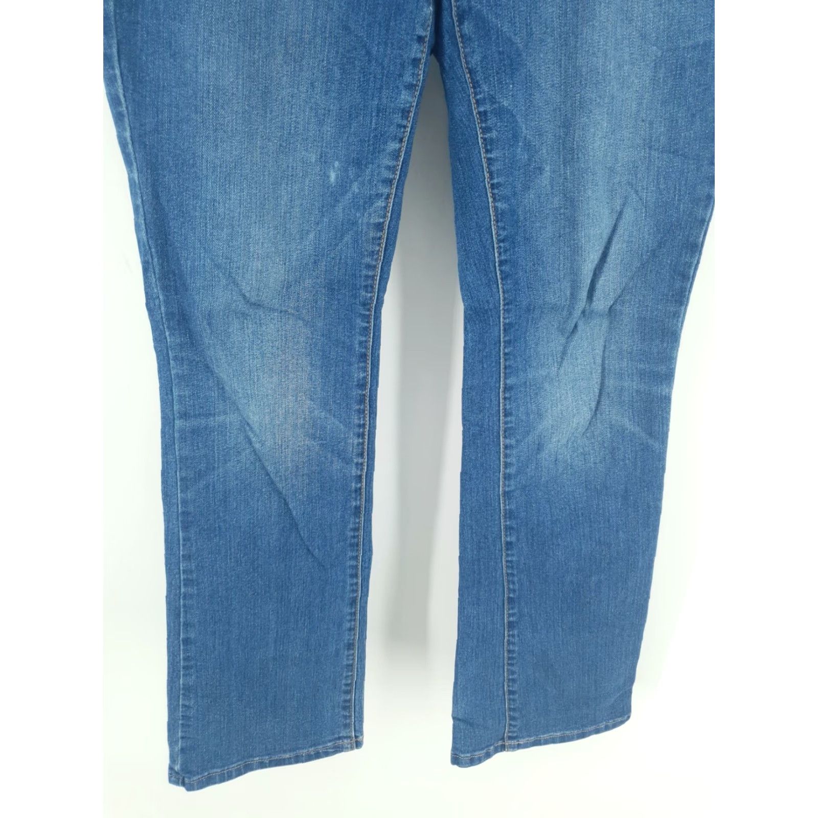 Vintage Sonoma Jeans Womens 8 Blue Slim Boot Cut Mid Rise Medium Wash Whiskers Jeans Size 30" / US 8 / IT 44 - 5 Thumbnail