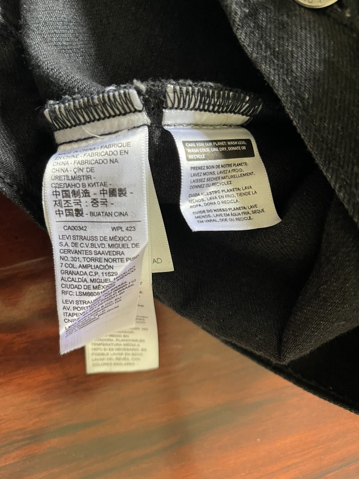 DENIM TEARS × Levi's Denim Tears x Levis Type 2 Wreath Black Denim Trucker Jacket Size US XL / EU 56 / 4 - 10 Thumbnail