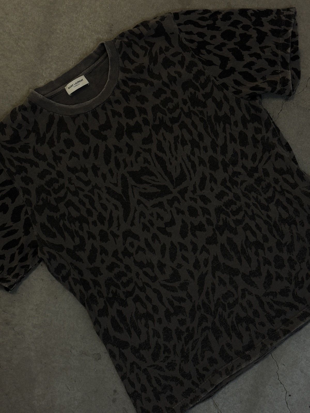 Saint Laurent Paris Saint Laurent YSL Leopard Print Graphic Tee AOP Size S / US 4 / IT 40 - 3 Thumbnail