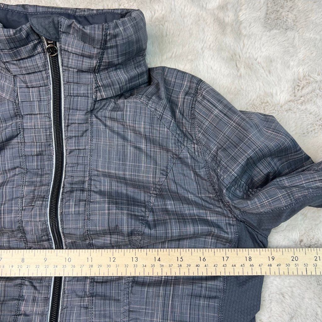 Lululemon Lululemon Full Zip Hooded Jacket Vented Plaid Womens Size 8 Size M / US 6-8 / IT 42-44 - 10 Thumbnail