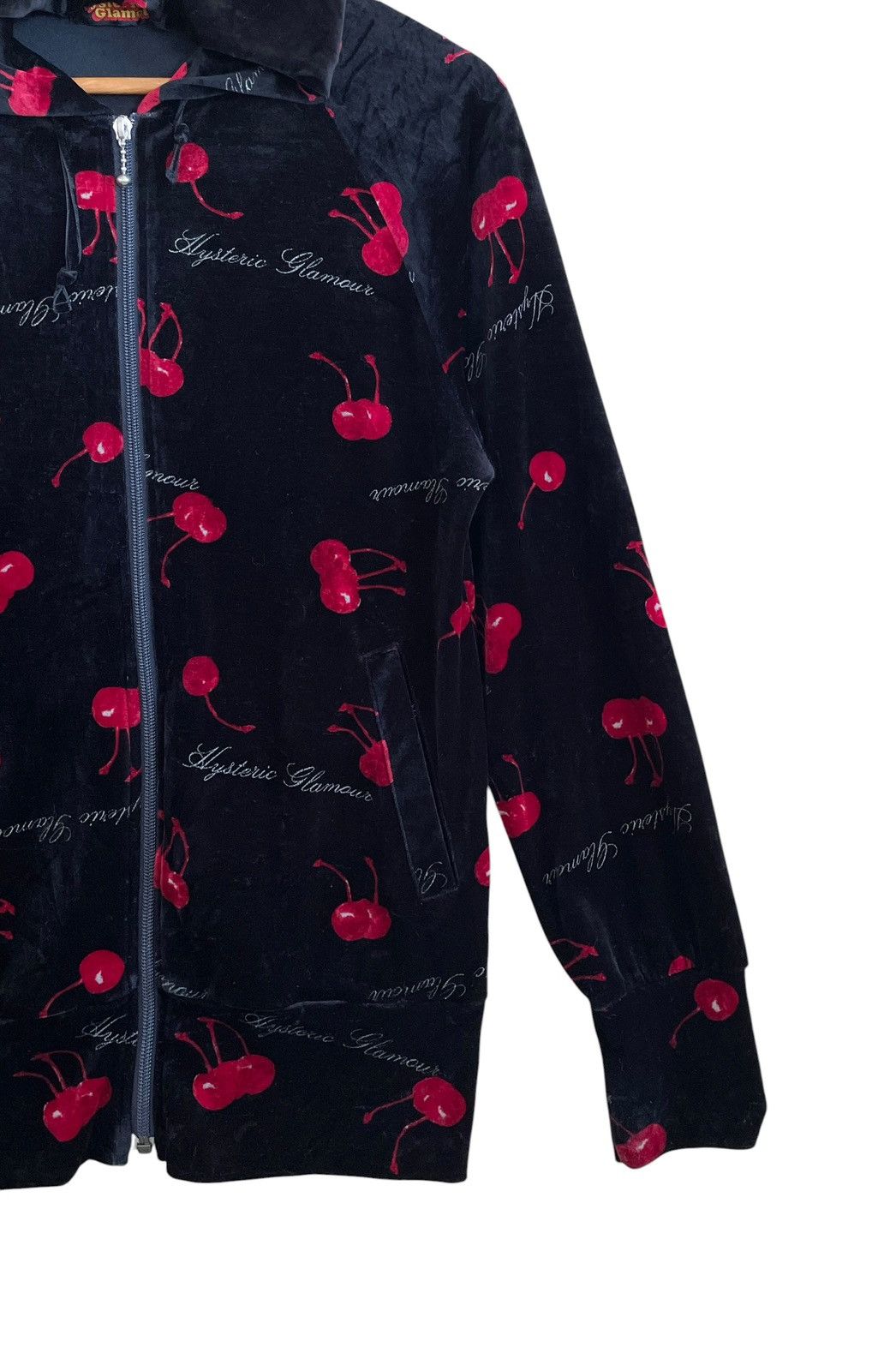 Hysteric Glamour Rare Vintage Hysteric Glamour Cherry Velvet T-shirt 1990s Size US M / EU 48-50 / 2 - 6 Thumbnail