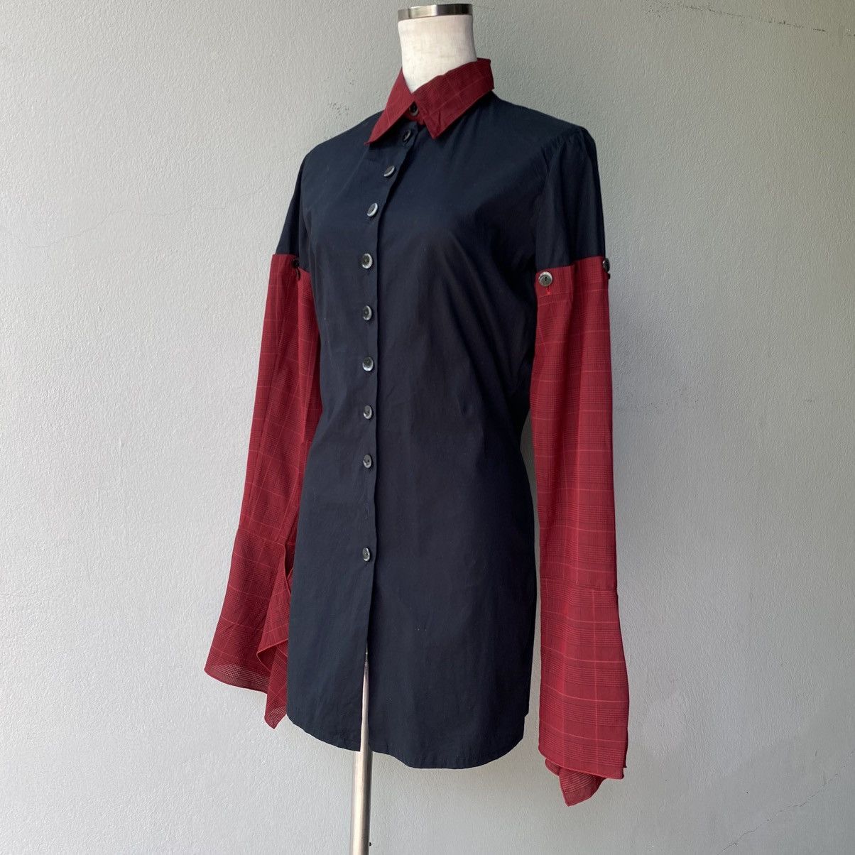 Jean Paul Gaultier JUNIOR GAULTIER Black & Red Contrast Sleeve Shirt Size S / US 4 / IT 40 - 22 Thumbnail