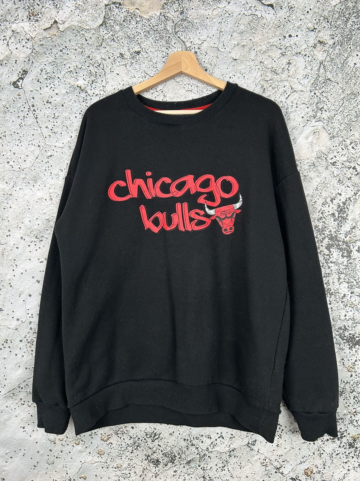 NBA Vintage NBA Chicago Bulls Crewneck Sportswear 90s Y2K Size US M / EU 48-50 / 2 - 1 Thumbnail