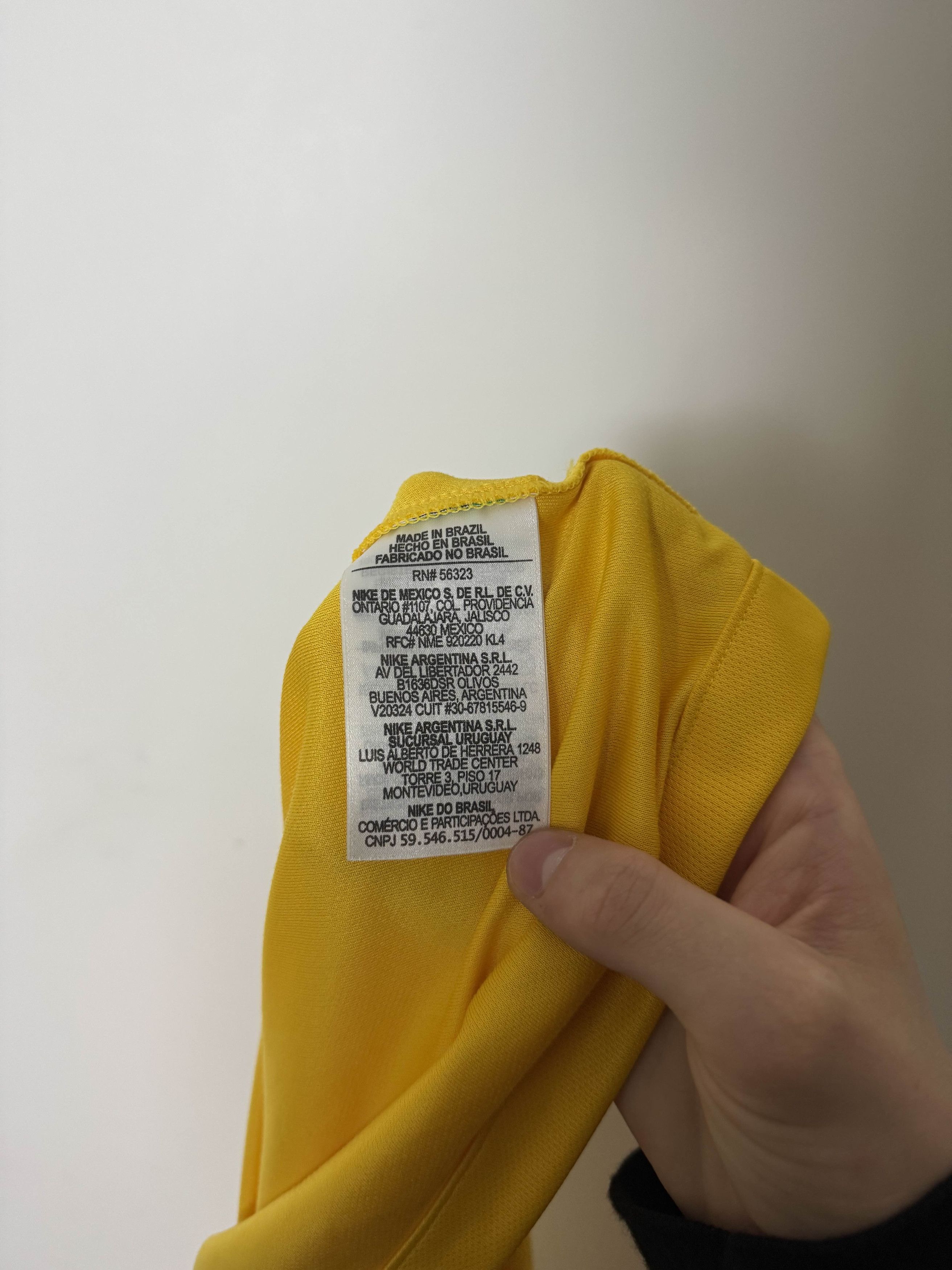 Nike Nike Brazil National Team 2014 Football Soccer Jersey Yellow Size US S / EU 44-46 / 1 - 14 Thumbnail