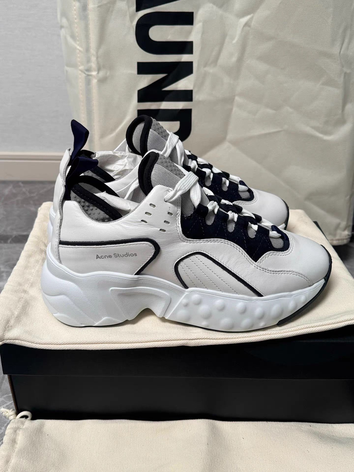 Acne Studios Acne Studios Lace-Up Dad Sneakers K6 Size US 7 / IT 37 - 3 Thumbnail