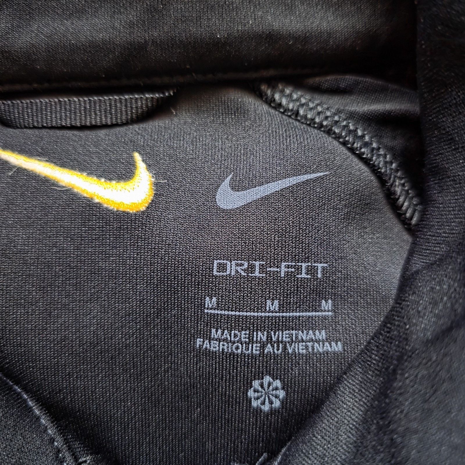 Nike Nike Kobe Bryant Logo Black Track Jacket Brand New Sz Medium Size US M / EU 48-50 / 2 - 4 Thumbnail