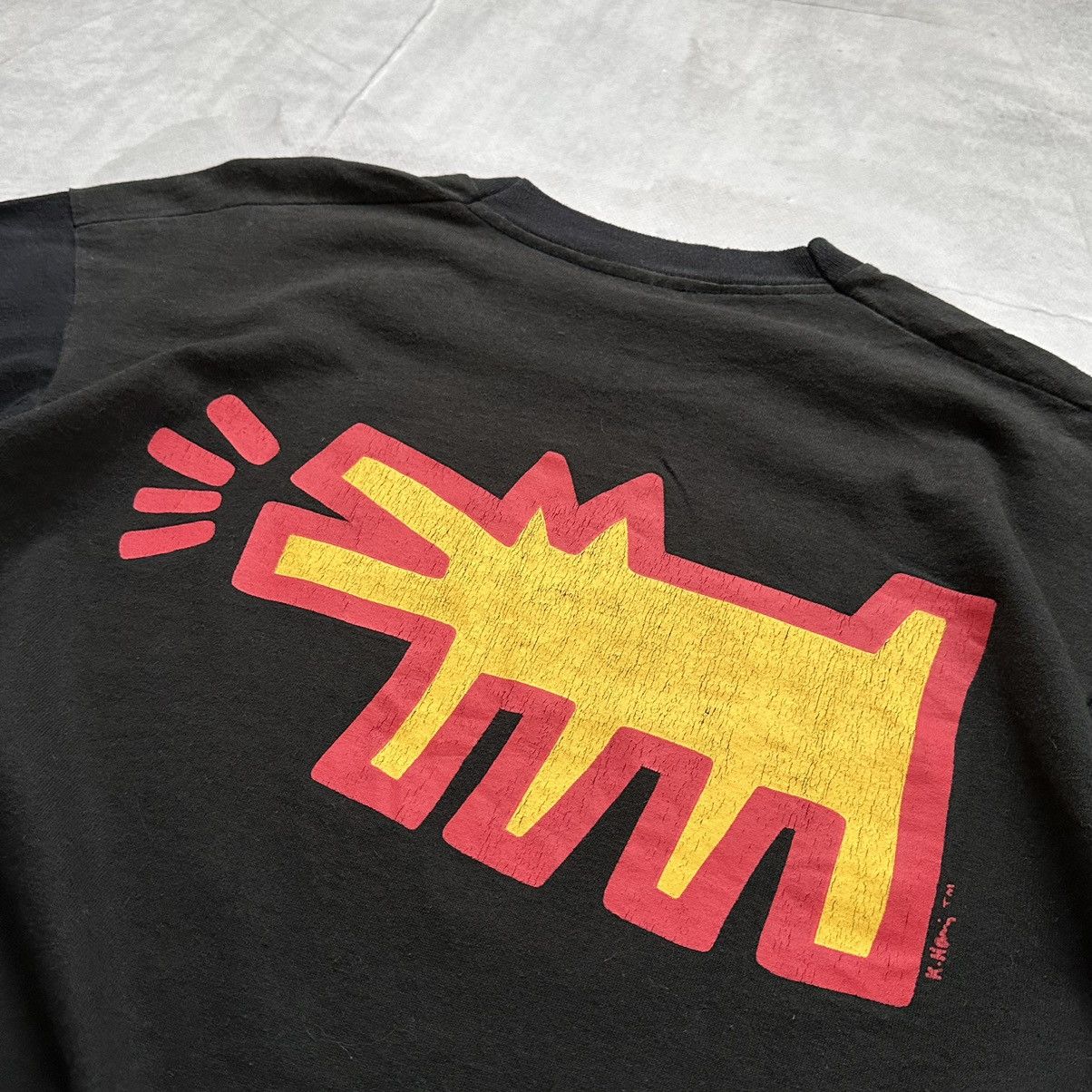 Keith Haring RARE 1990 Keith Haring Barking Dog Vintage Cropped T Shirt Size US XL / EU 56 / 4 - 15 Thumbnail