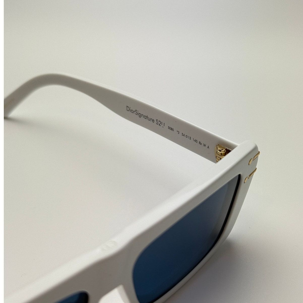 Celine NEW Dior Sunglasses DiorSignature S2U 50B0 White/Blue Women Size ONE SIZE - 9 Thumbnail