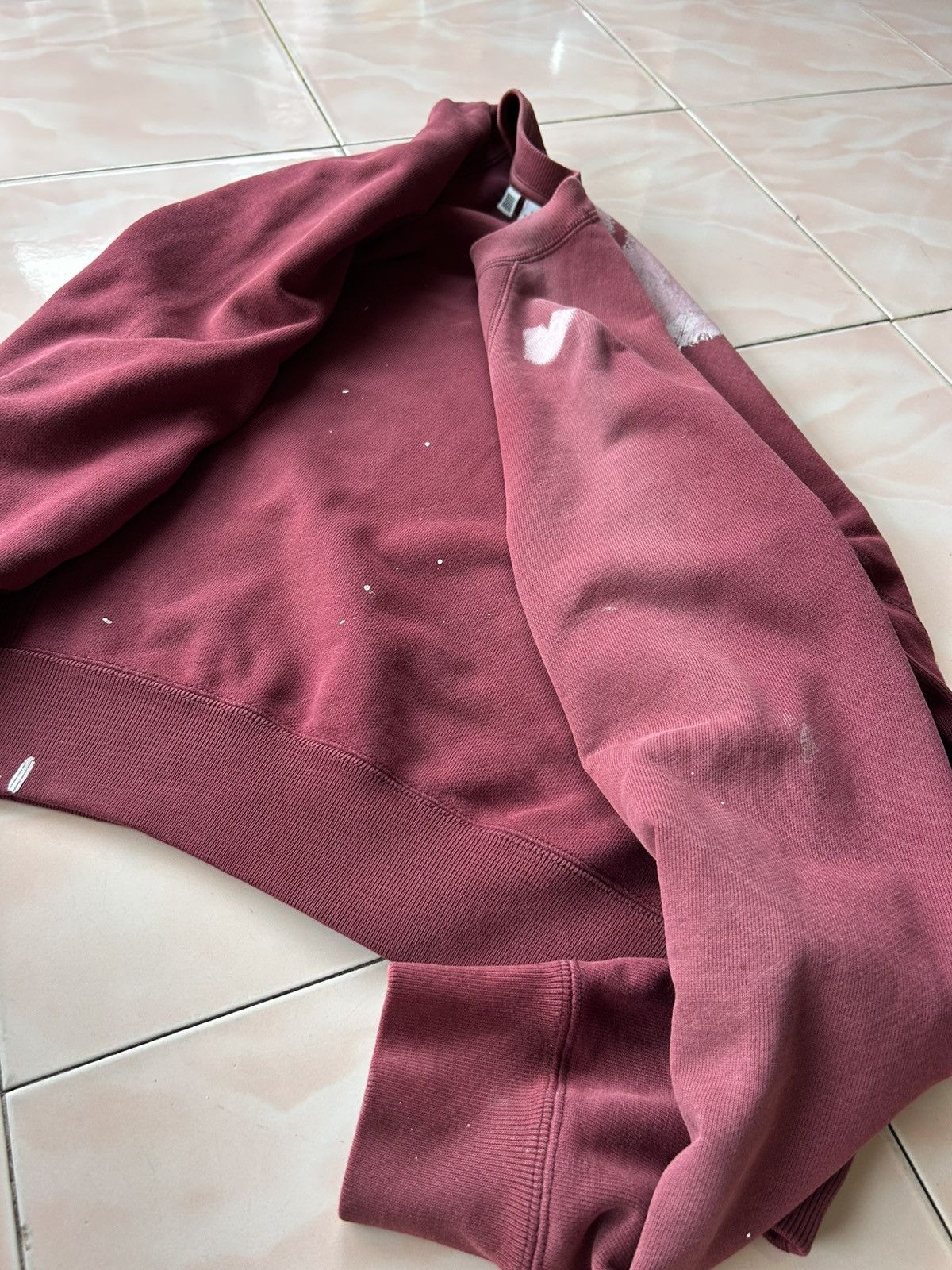 Christophe Lemaire × Uniqlo UUUUU Hand Painted Sunfaded Sweatshirt Size US M / EU 48-50 / 2 - 11 Thumbnail
