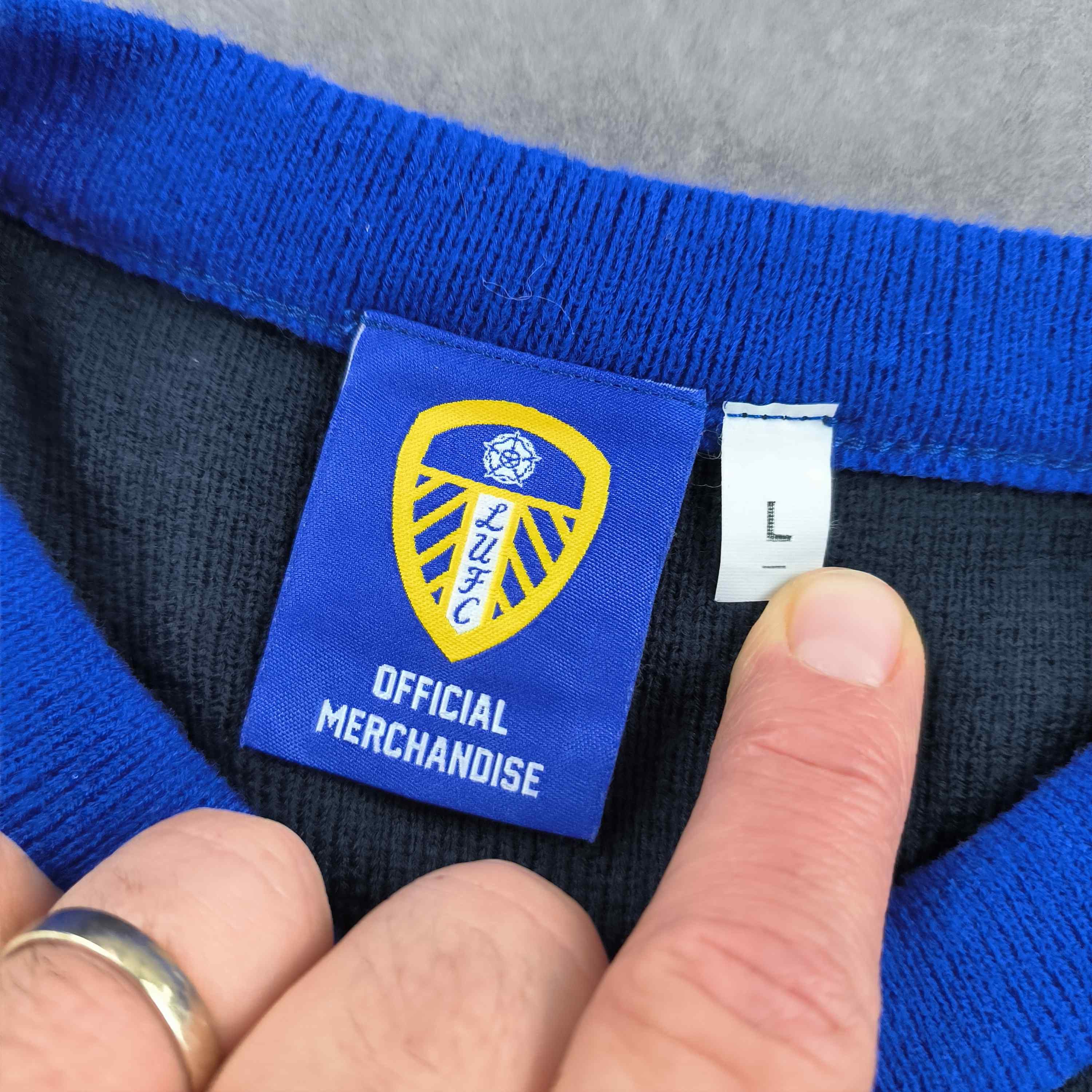 Other Leeds United Christmas football pullover size L Size US L / EU 52-54 / 3 - 4 Thumbnail