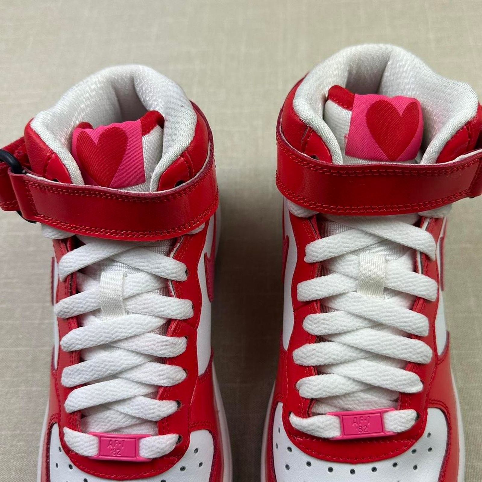 Nike 2013 Nike Air Force 1 Mid “Valentines Day” 8W Size US 8 / IT 38 - 4 Thumbnail