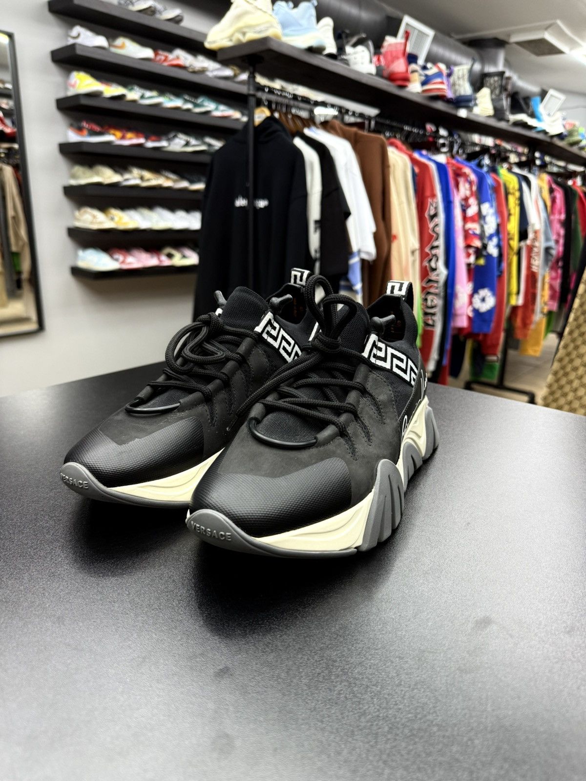 Versace Versace Squalo Black Signature Trainer Shoes Size 40 / 7 US Size US 7 / EU 40 - 8 Thumbnail