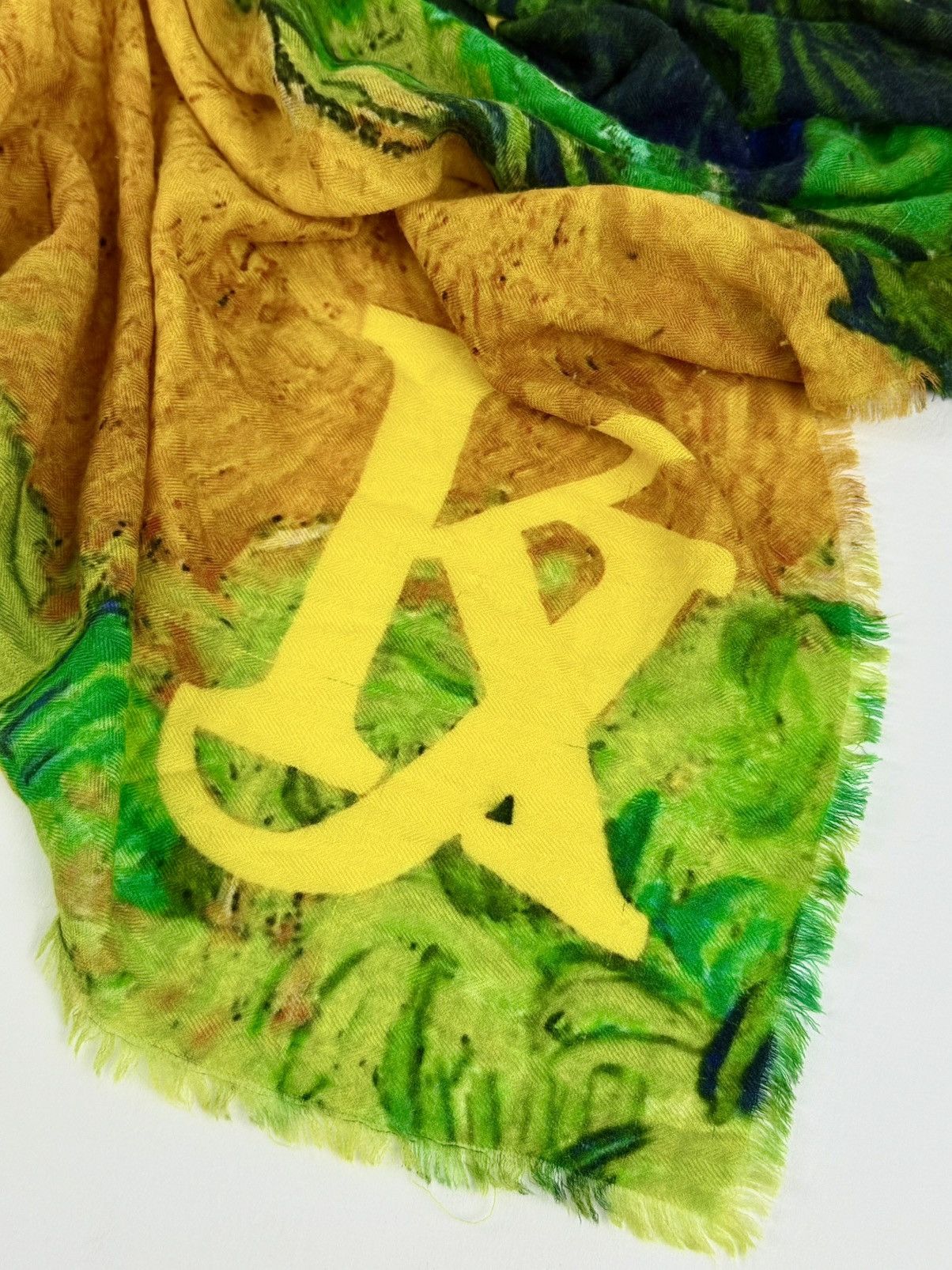 Louis Vuitton Louis Vuitton - Jeff Koons - 2017 - Van Gogh Cashmere Scarf Size ONE SIZE - 5 Thumbnail