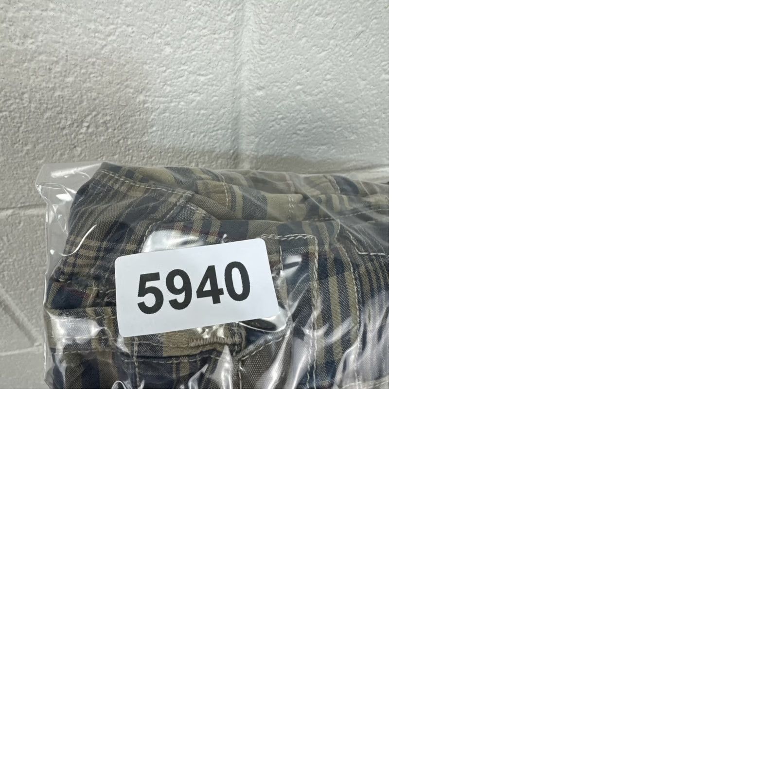 American Eagle Outfitters VINTAGE American Eagle Short Mens 30 Cargo Plaid Patches Longer Length Size US 30 / EU 46 - 11 Thumbnail