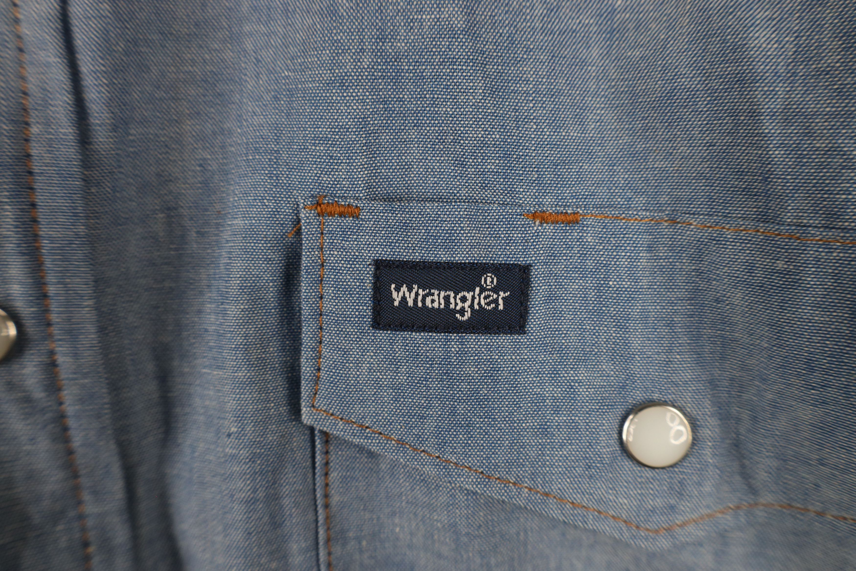 Vintage × Wrangler Deadstock Vintage 90s Wrangler Chambray Snap Button Shirt Size US M / EU 48-50 / 2 - 4 Thumbnail