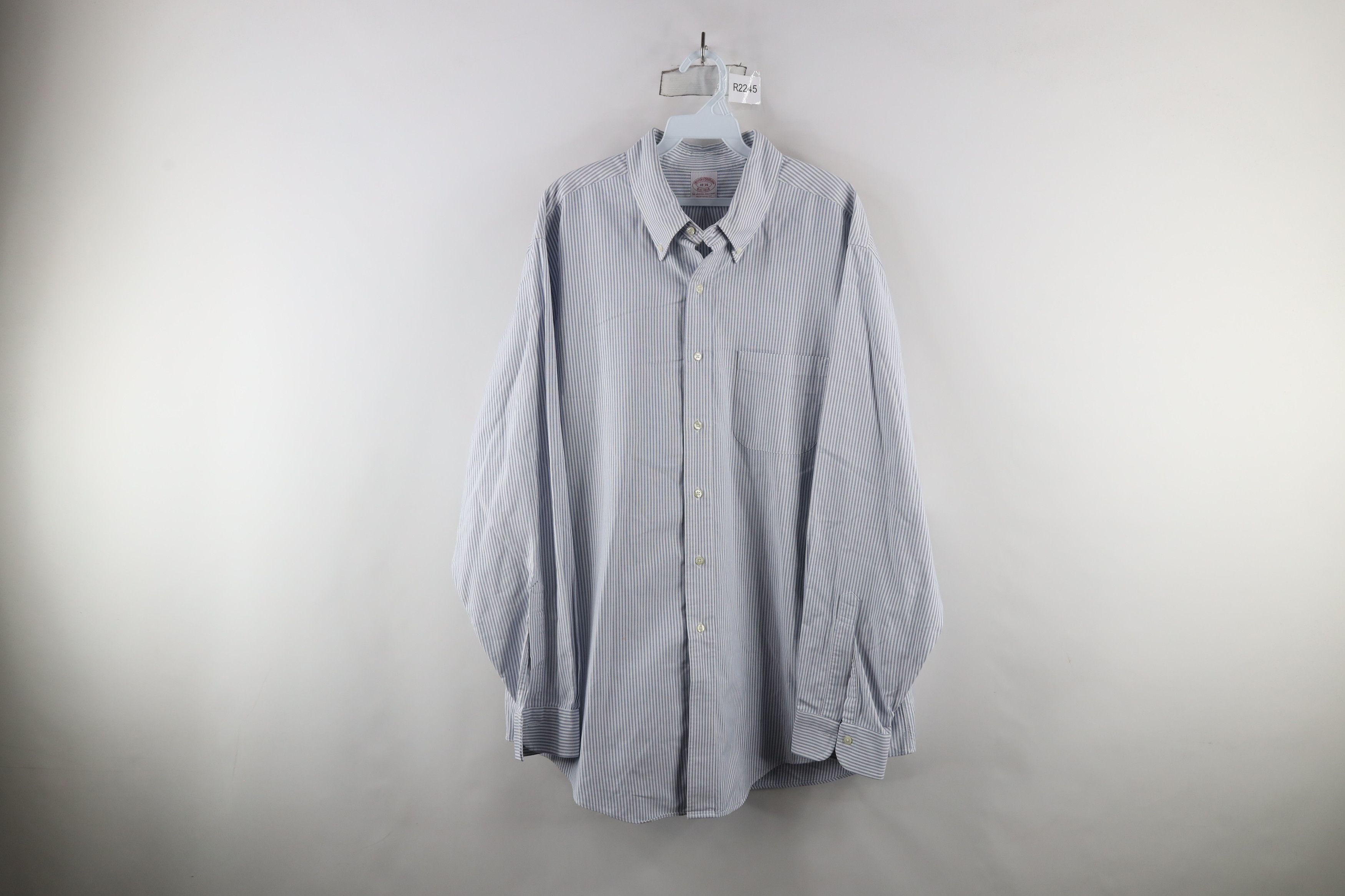 Brooks Brothers × Vintage Vintage 90s Brooks Brothers Cotton Button Down Shirt Stripe Size US L / EU 52-54 / 3 - 1 Thumbnail