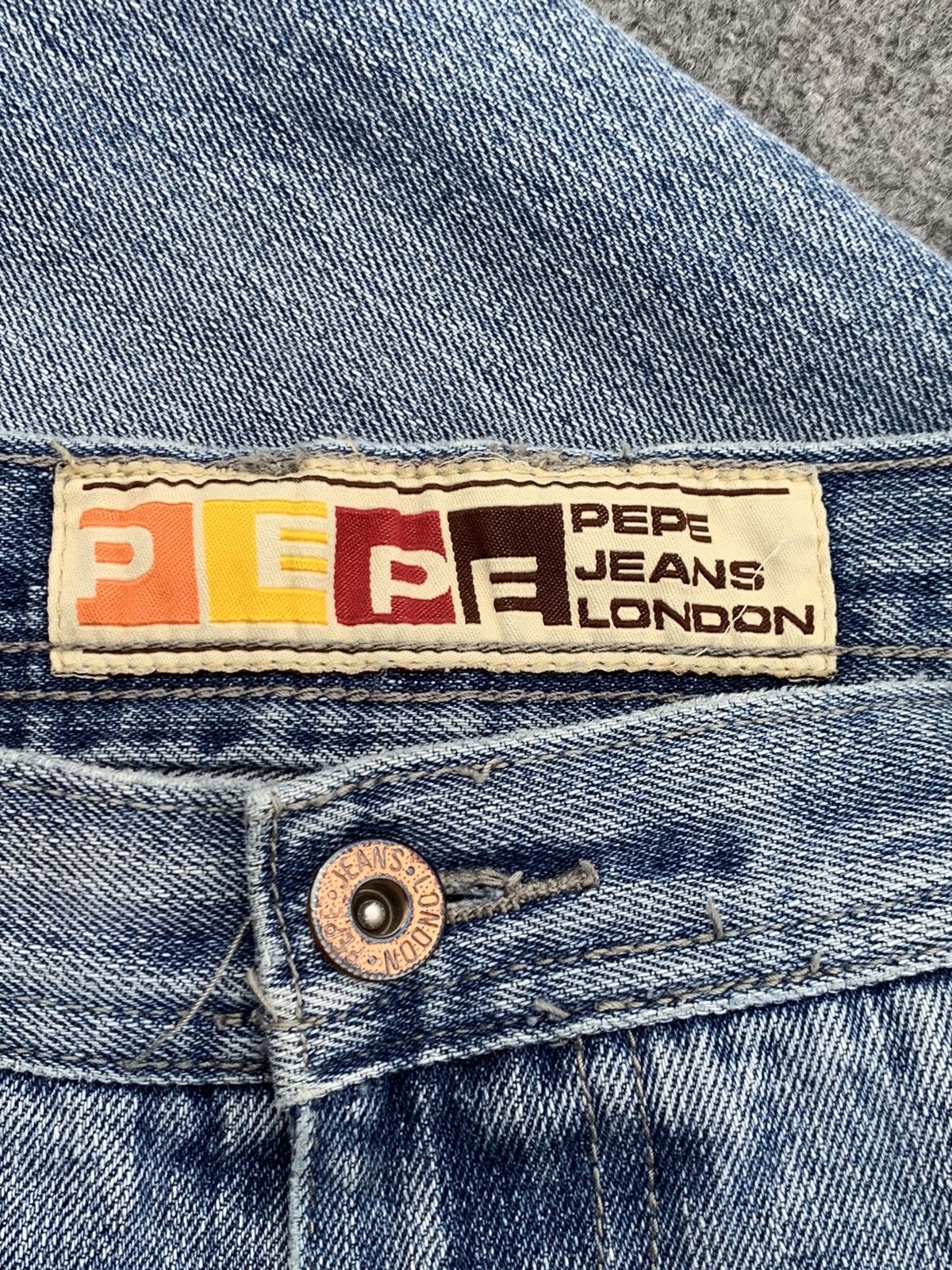 Pepe Jeans Y2K Pepe Jeans London Light Wash Baggy Fit Denim Jeans Size US 36 / EU 52 - 5 Thumbnail