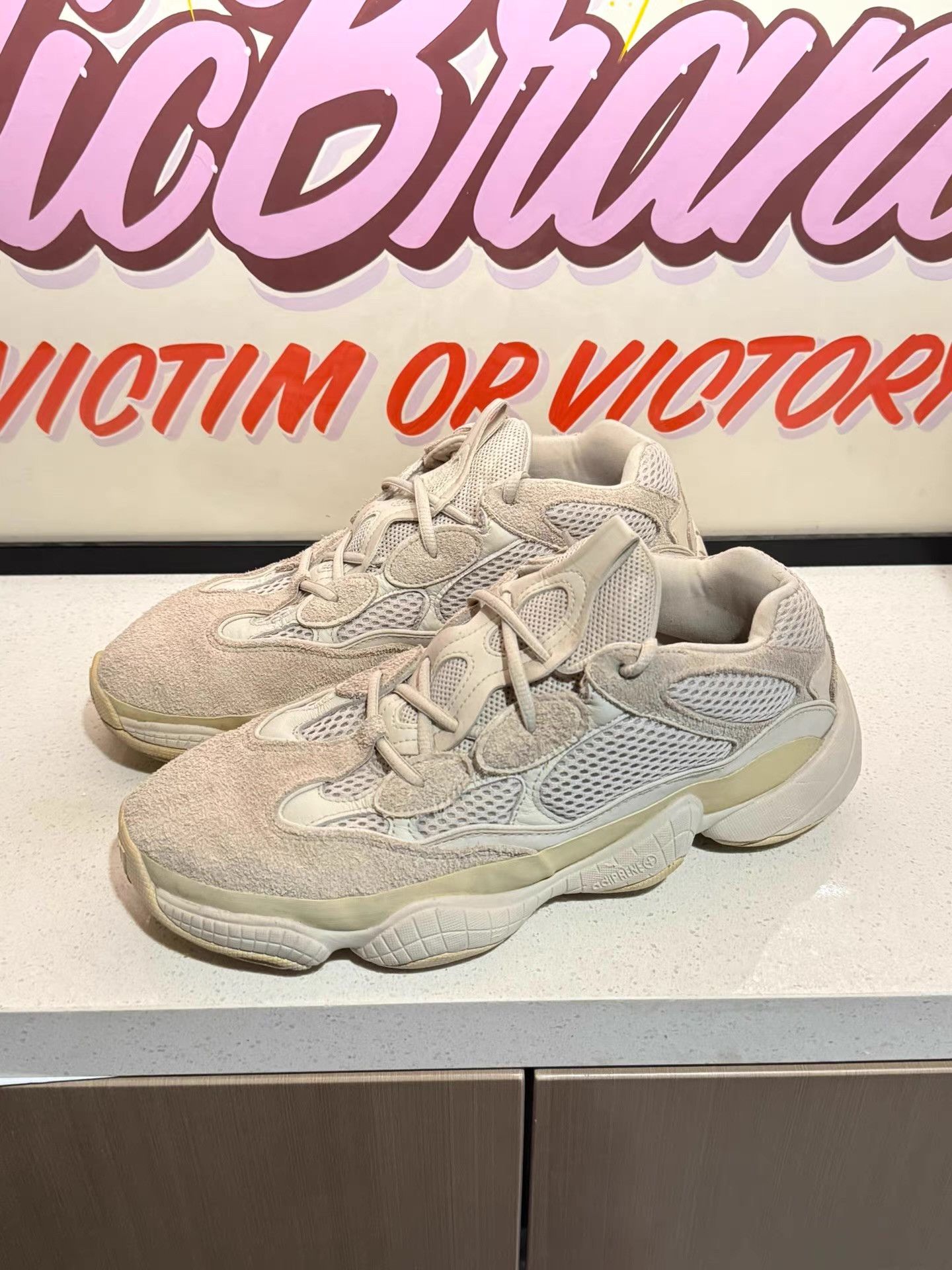 Adidas adidas Originals Yeezy 500 "Blush" shoes。 Ｑ20 Size US 11 / EU 44 - 1 Thumbnail