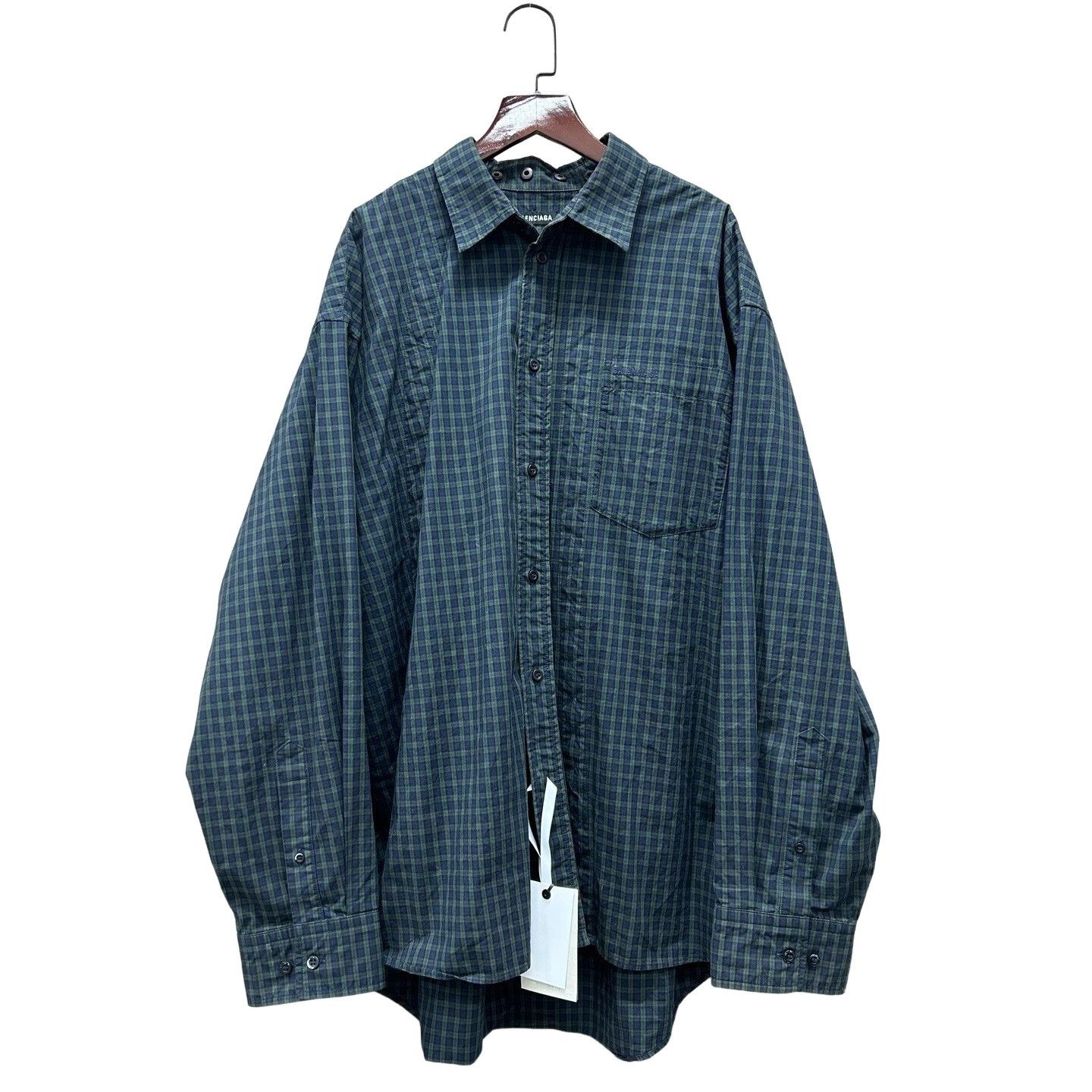 Balenciaga Balenciaga Plaid Button Up Shirt Size S Size US S / EU 44-46 / 1 - 1 Thumbnail
