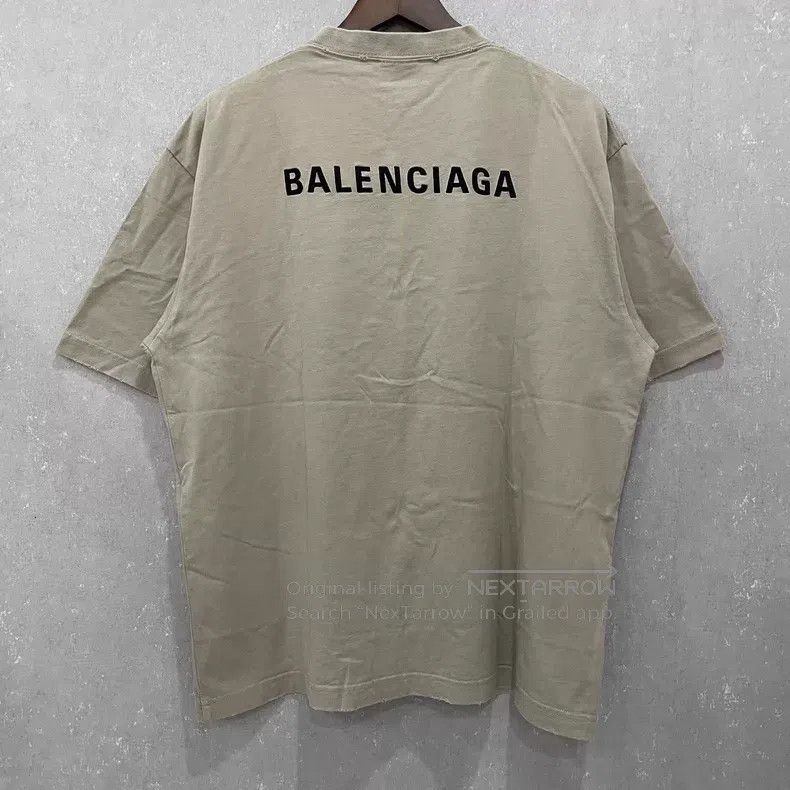 Balenciaga Balenciaga Round Neck Letter Appliqué Short Sleeve Size US L / EU 52-54 / 3 - 6 Thumbnail