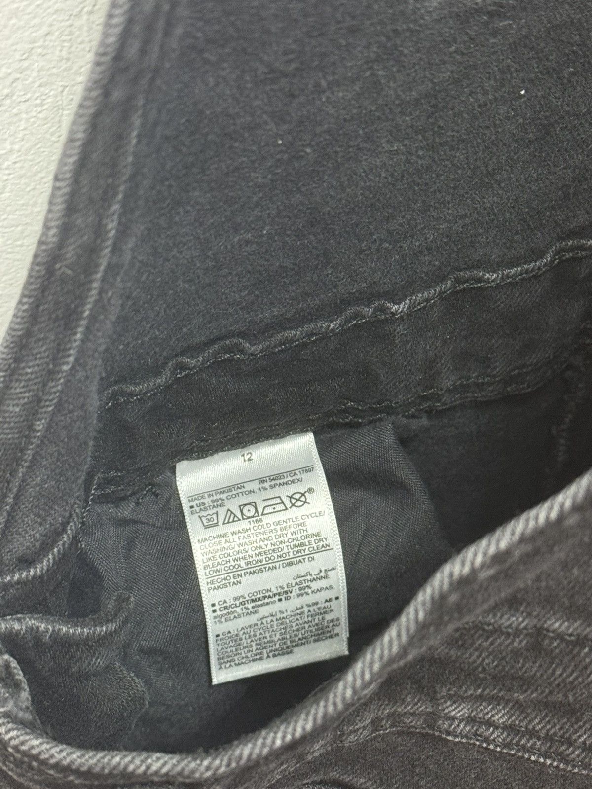 Old Navy Old Navy Black Distressed Overalls Vintage Faded Streetwear Size US 30 / EU 46 - 6 Thumbnail