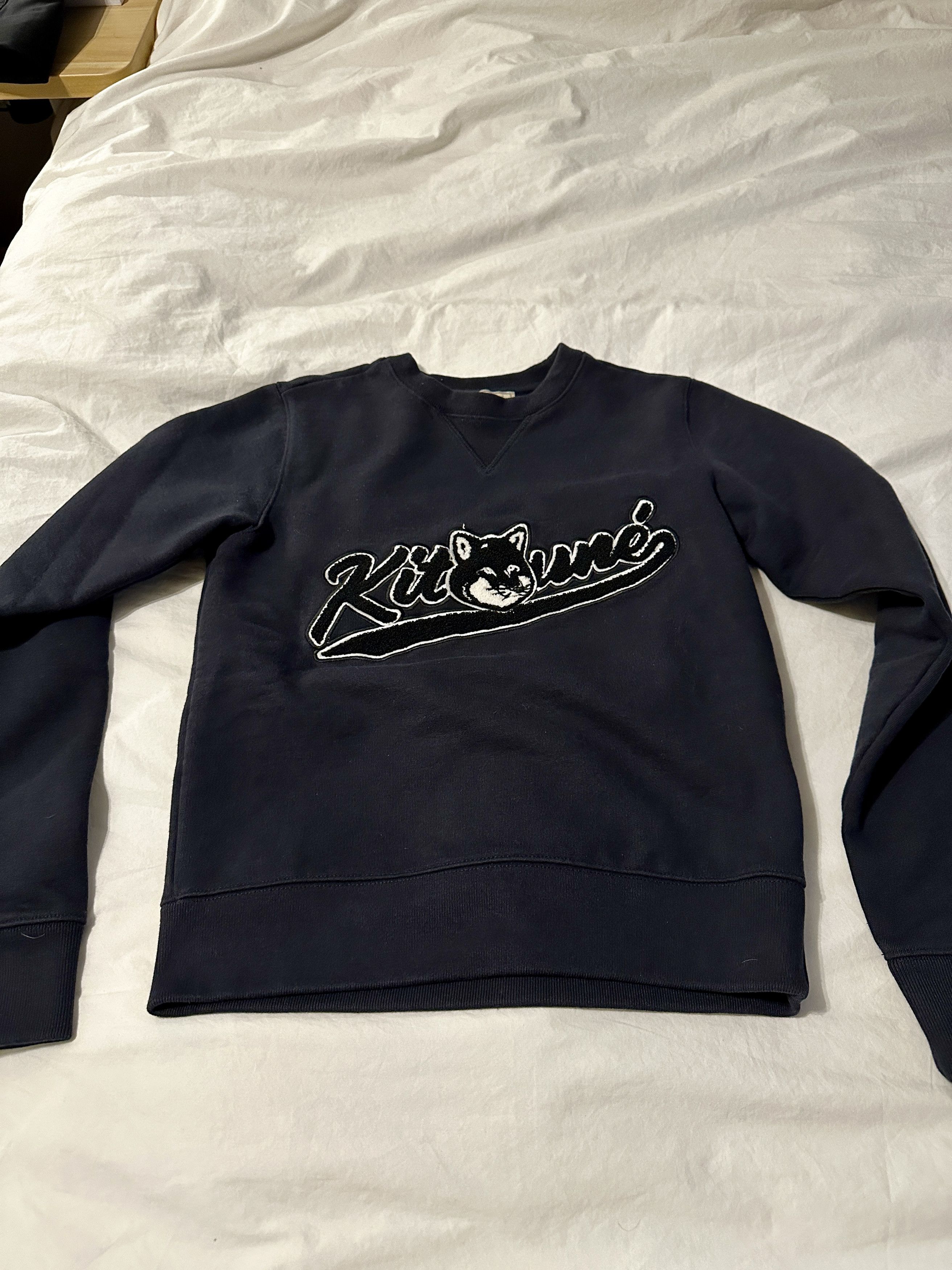 image of Maison Kitsune Varsity Fox Regular Sweatshirt in Dark Navy, Men's (Size XS)