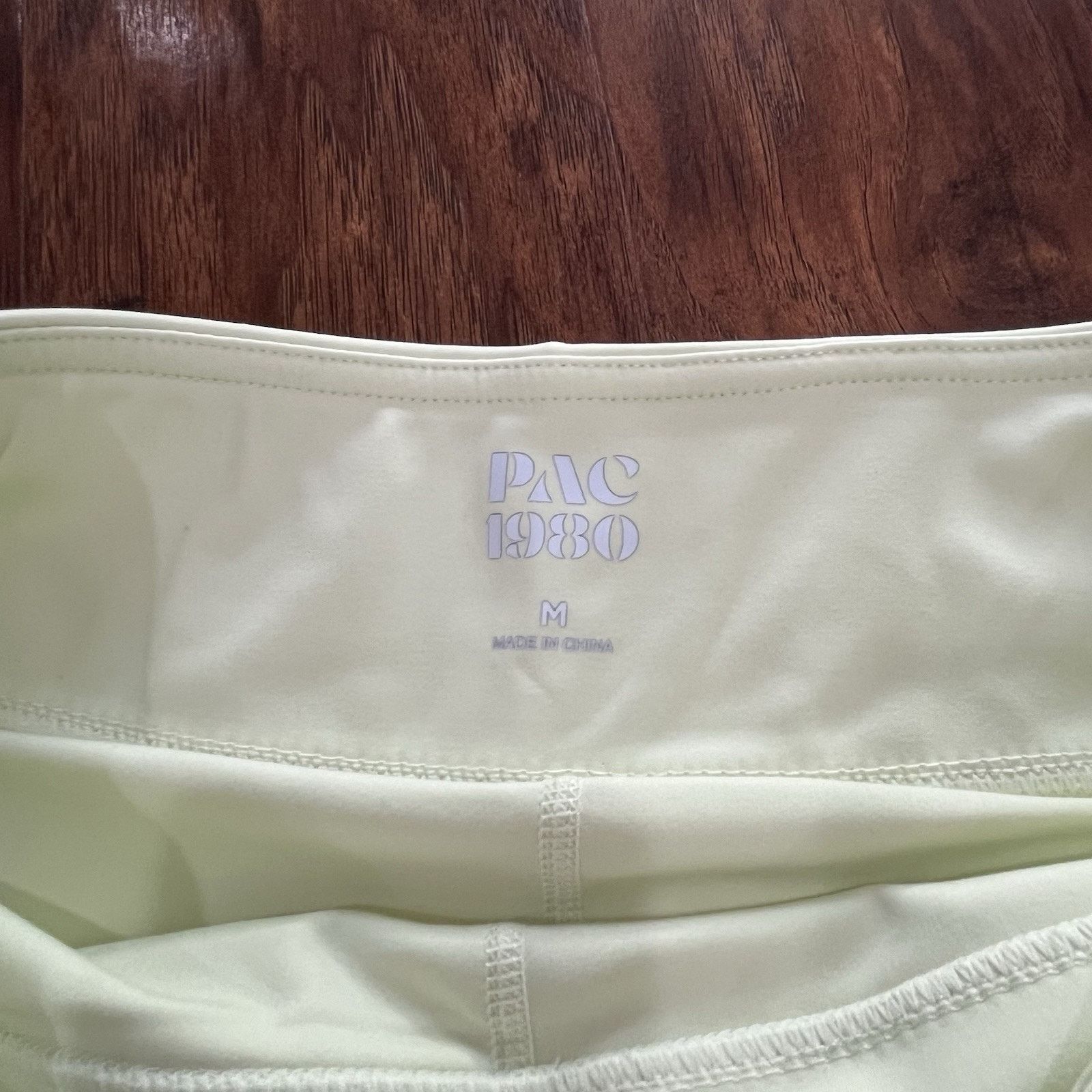 Pacsun PAC 1980 PAC WHISPER Active Neon Green Wrap Mini Skort Med Size 30" / US 8 / IT 44 - 7 Thumbnail