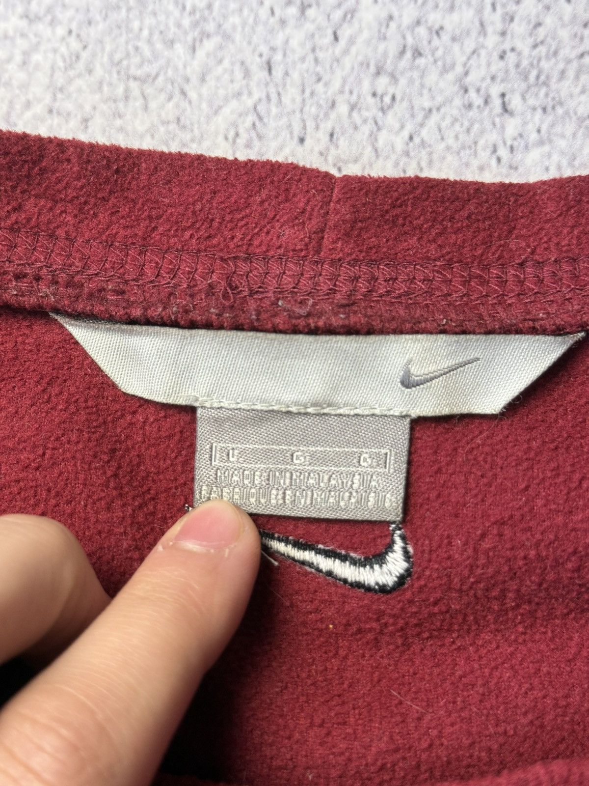 Nike Vintage Nike Fleece Big Logo 90s Sweatshirt Basic Swoosh Size US L / EU 52-54 / 3 - 11 Thumbnail